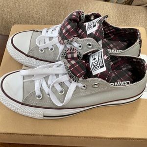 Converse women’s tennis shoes